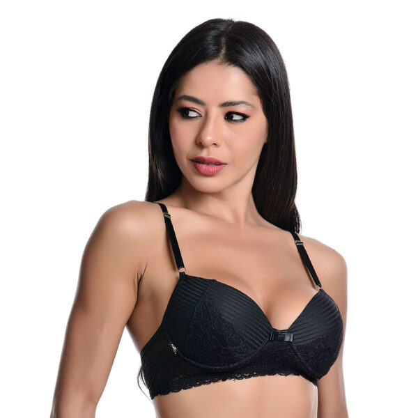 D348-P-Preto_4-1 Conjunto Canelado com Detalhes em Renda e Bojo Dira's Lingerie