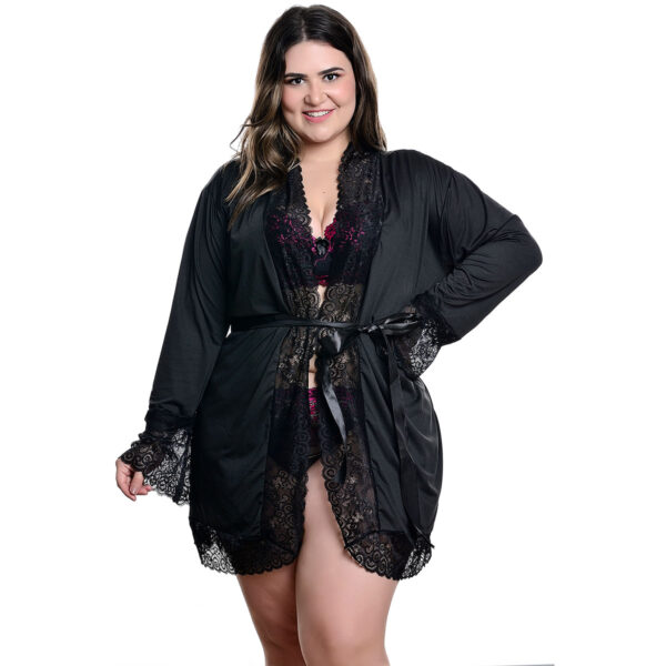 HL058-48-Preto_2 Robe Manga Longa Plus Size com Detalhes em Renda Hot Love