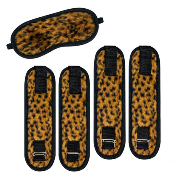 L505-Onca_2 Kit Bondage com Algema Tornozeleira e Venda em Pelúcia La Pimienta